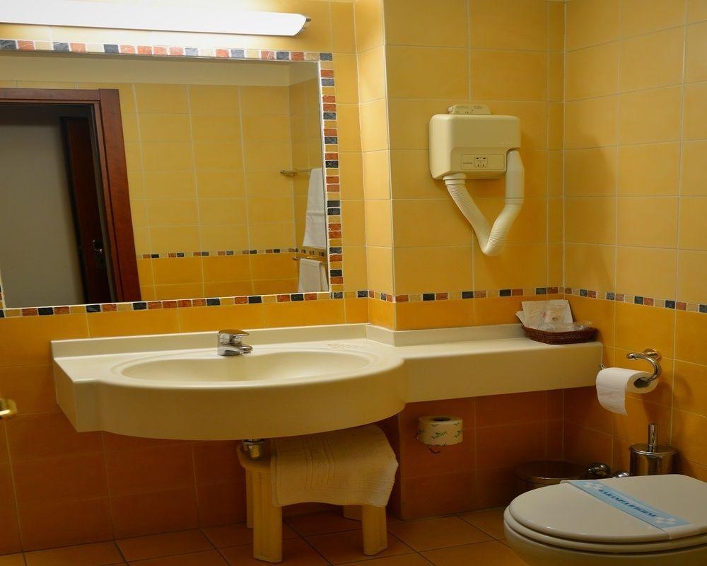 מלצו Hotel Visconti מראה חיצוני תמונה