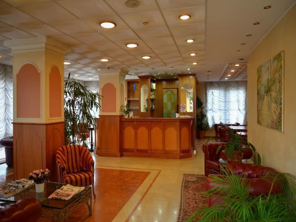 מלצו Hotel Visconti מראה חיצוני תמונה