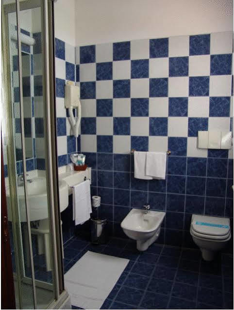 מלצו Hotel Visconti מראה חיצוני תמונה